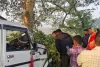 बलिया में भीषण Road Accident : पेड़ से टकराई तेज रफ्तार बोलेरो, चार लड़कों की दर्दनाक मौत