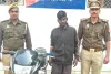 बलिया में चोरी की बाइक के साथ 22 वर्षीय युवक गिरफ्तार