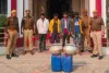 Ballia News : कच्ची दारू बनाने वाले चार गिरफ्तार