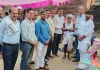 बलिया में दिवंगत रसोईया के पति को सौंपी 50 हजार की सहयोग राशि