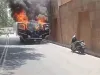 UP Police Van Fire Video : कैदी वाहन जलकर राख, महिला बंदियों और पुलिसकर्मियों ने कूद कर बचाई जान