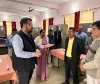 Ballia News : चेतावनी के बाद भी मिली कमियां, CDO ने चार कर्मचारियों का रोका वेतन; इन विन्दुओं पर किए अलर्ट