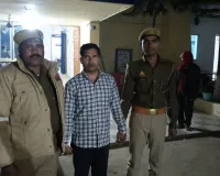 UP Police Bharti Exam : बलिया में एक मुन्ना भाई गिरफ्तार, 'मुन्ना' की तलाश में पुलिस
