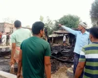बलिया में आग का कहर : घर-गृहस्थी का सामान राख, जिन्दा जली बालिका
