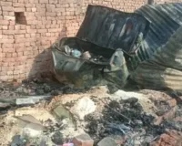 बलिया में सिलिंडर फटने से जले 26 परिवारों के आशियाने, देखें Video 