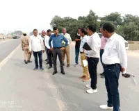 बलिया की ये सड़कें हो रही चौड़ी, निरीक्षण कर डीएम ने दिये जरूरी दिशा-निर्देश