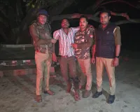 बलिया पुलिस से मुठभेड़ में आजमगढ़ का बदमाश गिरफ्तार, पैर में लगी गोली