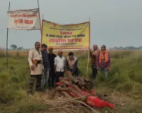 बेसहारों का परिवार बना बलिया का देवाश्रम : अज्ञात महिला के शव का ससम्मान अंतिम संस्कार, दिखा अपनापन