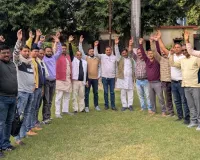 बलिया के शिक्षकों का खराब हो रहा CIBIL स्कोर, 27 नवंबर को आंदोलन का अल्टीमेटम