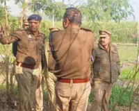 सगाई से एक दिन पहले प्रेमी संग फंदे पर लटकी युवती, दुपट्टे से लटके मिले दोनों के शव