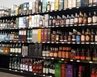 Good news for liquor Enthusiasts : बलिया में क्रिसमस और New Year पर देर रात तक खुलेंगी आबकारी दुकानें