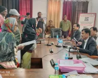 बलिया DM-SP ने सुनीं समस्याएं, 15 बीएलओ सम्मानित