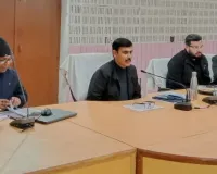 C और D में फंसे कई विभाग, बलिया डीएम ने मांगा स्पष्टीकरण; इन दो अफसरों को सख्त हिदायत