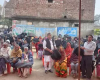 Ballia News : माता-पिता की स्मृति में 400 जरूरतमंदों को पुत्र ने ओढ़ाया कम्बल