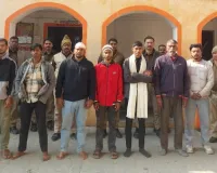 बलिया में महिला पर प्राणघातक हमला, पिता-पुत्र समेत आठ गिरफ्तार