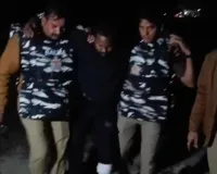 बलिया में पुलिस मुठभेड़ में शातिर बदमाश गिरफ्तार, पैर में लगी गोली