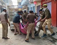 बलिया में दो शव मिलने से मचा हड़कम्प : फंदे पर युवक का शव, बक्से में पड़ी थी किन्नर की लाश 