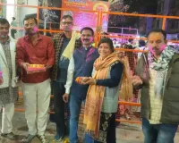 मानदेय वृद्धि की घोषणा से शिक्षामित्रों में खुशी, बाबा बालेश्वरनाथ मंदिर में मत्था टेककर जताया सीएम योगी का आभार