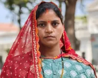 बलिया में 'पॉवर' को लेकर महिला प्रधान का सनसनी खुलासा, बोली - देवर-सचिव ने...