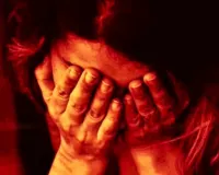 बल‍िया में महिला के साथ दुष्कर्म, आरोपित धमकाया- थाने गई तो मार दूंगा गोली