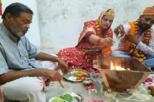 रूबीना ने अपनाया हिंदू धर्म, पुष्पा बनकर प्रेमी संग रचाई शादी