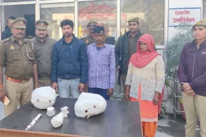 रस्सी से बांधे हाथ-पैर, धारदार हथियार से काटा गला, प्रेमी संग पत्नी गिरफ्तार