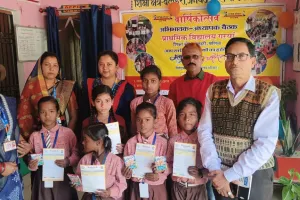 बलिया के इस सरकारी स्कूल के वार्षिकोत्सव में दिखा गजब का उत्साह, BEO ने दिये खास संदेश