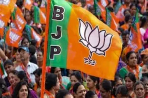 UP BJP candidate list : यूपी में भाजपा ने 13 उम्मीदवारों के नाम का किया ऐलान, वरुण गांधी समेत कटा इनका टिकट