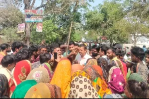 सड़क जाम कर प्रदर्शन मामले में बलिया पुलिस का बड़ा एक्शन, 69 लोगों को के खिलाफ मुकदमा