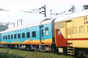 21 मार्च से 4 फेरों के लिए चलेगी गोमतीनगर-छपरा-गोमतीनगर होली स्पेशल, इस स्टेशन पर भी होगा ठहराव