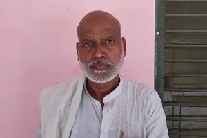 बलिया में कांग्रेस ने जिला उपाध्यक्ष विनोद सिंह को छः वर्षों के लिए किया निष्कासित