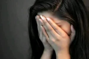 बलिया में किशोरी से दुष्कर्म, उलाहना देने पर पिता को पीटा ; चार के खिलाफ मुकदमा दर्ज