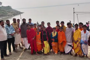 कार्तिक पूर्णिमा पर होगी दिव्य और भव्य गंगा महाआरती,, तैयारी में जुटे महर्षि भृगु वैदिक गुरुकुलम के बटुक