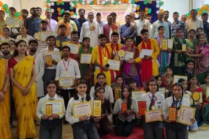 Ballia में एकदिवसीय युवा उत्सव में दिखी प्रतिभा की चमक