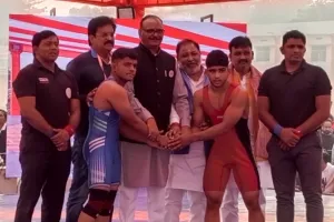 Ballia में कुश्ती नेशनल का डिप्टी सीएम ने किया उद्घाटन, मेजबान उत्तर प्रदेश का स्वर्णिम आगाज