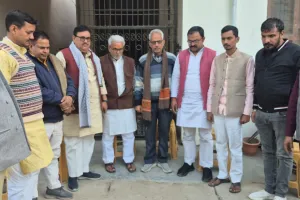 Ballia News : पूर्व जिला मंत्री को भाजपा कार्यकर्ताओं ने दी श्रद्धांजलि