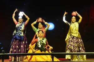 रूप-अरूप और मां मुझे टैगोर बना दे के नाम रहा संकल्प रंगोत्सव का दूसरा दिन