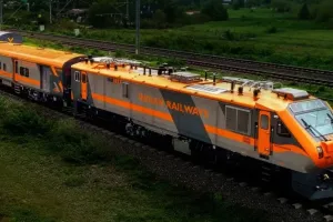 18 जनवरी से चलेगी डिब्रूगढ़-गोमतीनगर-डिब्रूगढ़ अमृत भारत एक्सप्रेस : जानिएं रूट, समय-सारणी और इसकी खासियत