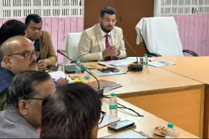 बलिया में शिक्षा विभाग की समीक्षा : इन विन्दुओं पर फोकस, CDO ने रोका इस खंड शिक्षा अधिकारी का वेतन