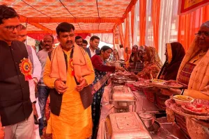 बलिया में पाक कला प्रतियोगिता में 30 रसोईयों ने किया प्रतिभाग, जानिएं किसके सिर बंधा ताज