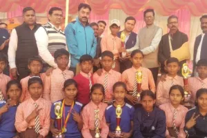 बलिया में पीएमश्री खेलों की ओवर ऑल चैंपियन बना नरहीं नम्बर एक