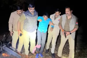 Half Encounter in Ballia : मुठभेड़ में शातिर चोर गिरफ्तार, पैर में लगी गोली