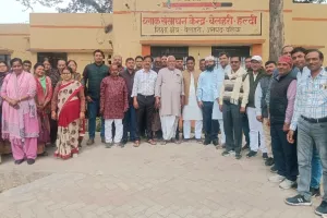 बलिया में TET की अनिवार्यता के खिलाफ शिक्षकों ने फूंका बिगुल : पहले X दिखायेंगे ताकत, फिर PM को भेजेंगे पाती