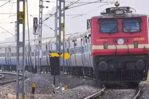 बलिया से कम हुई गोरखपुर की दूरी, गोरखपुर-छपरा-गोरखपुर ट्रेन सेवा शुरू