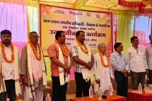 बेलहरी में संयुक्त उन्मुखीकरण कार्यशाला : प्रधान संग मिलकर छात्र उपस्थिति और नामांकन बढ़ाने को संकल्पित हुए प्रधानाध्यापक