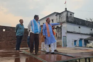 Ballia News : पूर्व मंत्री उपेन्द्र तिवारी की पदयात्रा समापन पर कार्यकर्ता अभिनन्दन समारोह, आज होगा बड़ा जुटान