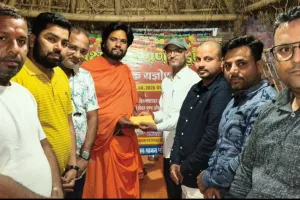 बलिया में महायज्ञ एवं सामूहिक यज्ञोपवीत संस्कार : 51 हजार रुपये दान के साथ युवा टीम ने दिखाई नई राह