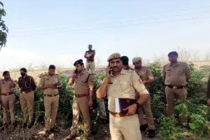 देवर-भाभी और मासूम बच्ची का शव मिलने से मचा हड़कम्प, हत्या या आत्महत्या में उलझा मामला, जांच में जुटी पुलिस