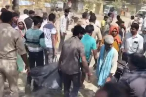 बलिया में उलझी मां-बेटे की मौत की गुत्थी : जिस पर लगा था जलाने का का आरोप, उसका पोखरे में मिला शव