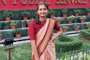 UPSC 2025 में बलिया की बेटी शिक्षा पाठक ने भरी सफल उड़ान, चहुंओर खुशी की लहर